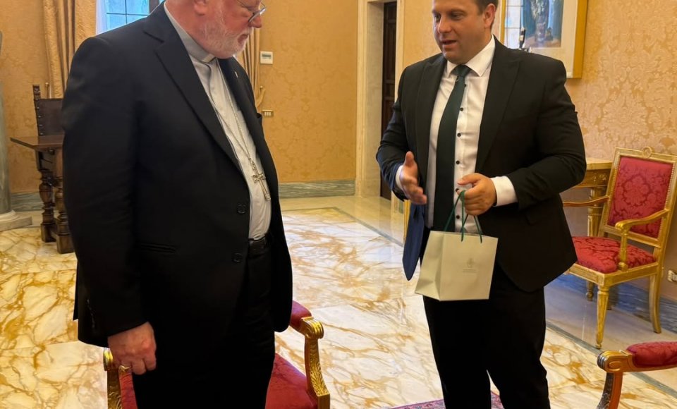 Lietuvos žemės ūkio ministras Ignas Hofmanas susitiko su Šv. Sosto valstybės sekretoriumi...